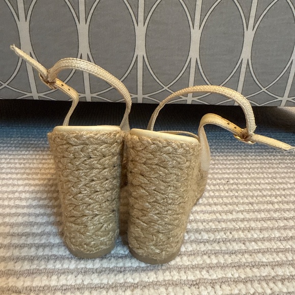 Stuart Weitzman Wedge island peep toe heels - Picture 4 of 4